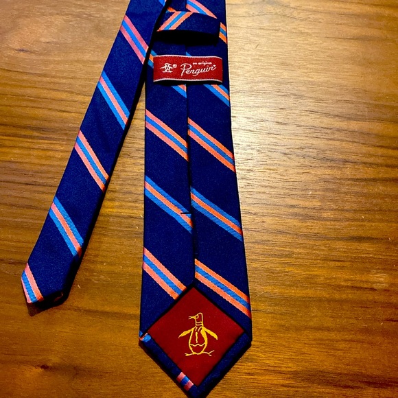 Thin Original Penguin Tie in Navy Blue with salmon and light blue stripes. - Picture 2 of 3